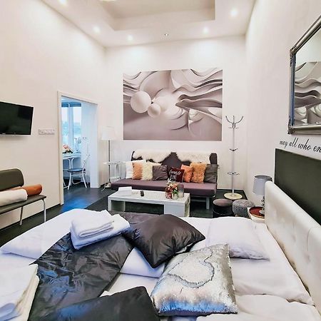 Modern Flat In City Center Βουδαπέστη Εξωτερικό φωτογραφία