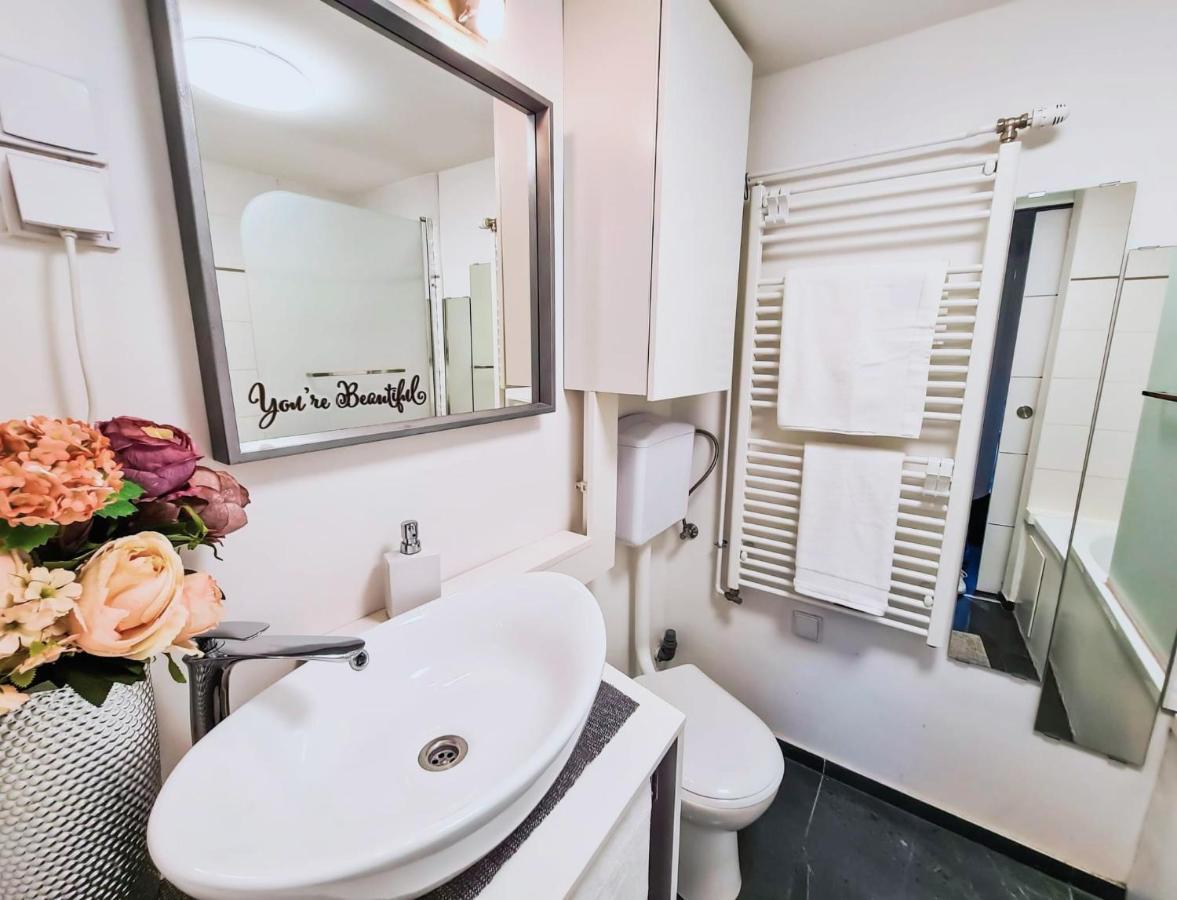 Modern Flat In City Center Βουδαπέστη Εξωτερικό φωτογραφία